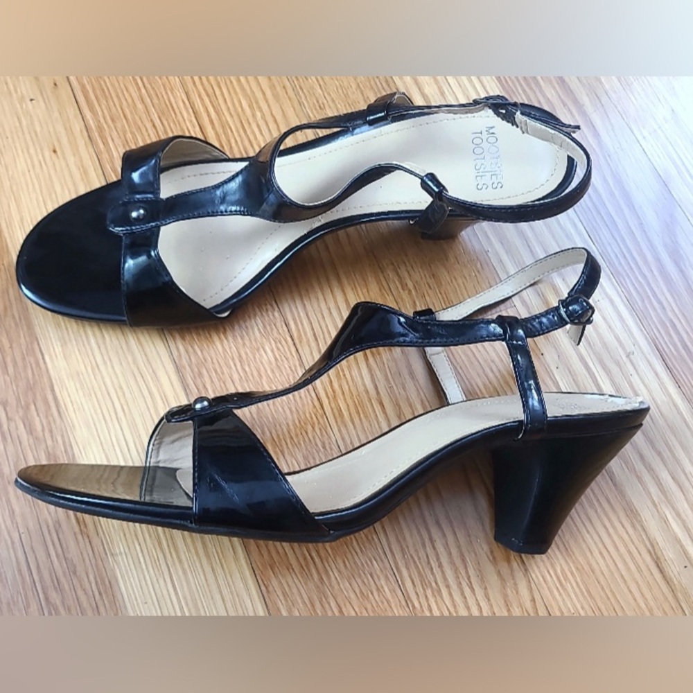 Black Mootsies Tootsies Short Heel Sandal